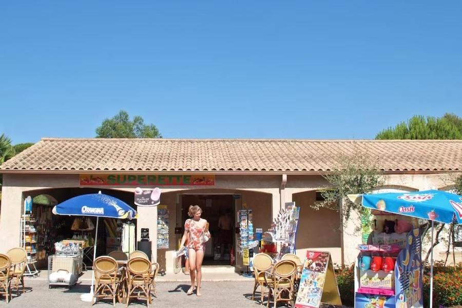 Mobile Home 6-Pers Camping Lei Suves-Cotes D'Azur-Including Airco Roquebrune-sur Argens Luaran gambar